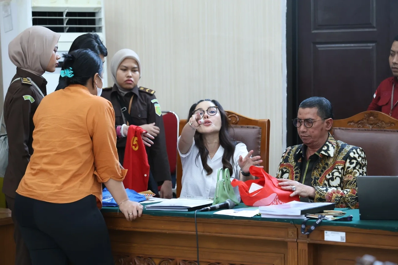 Nikita Mirzani Tulis Surat Terbuka