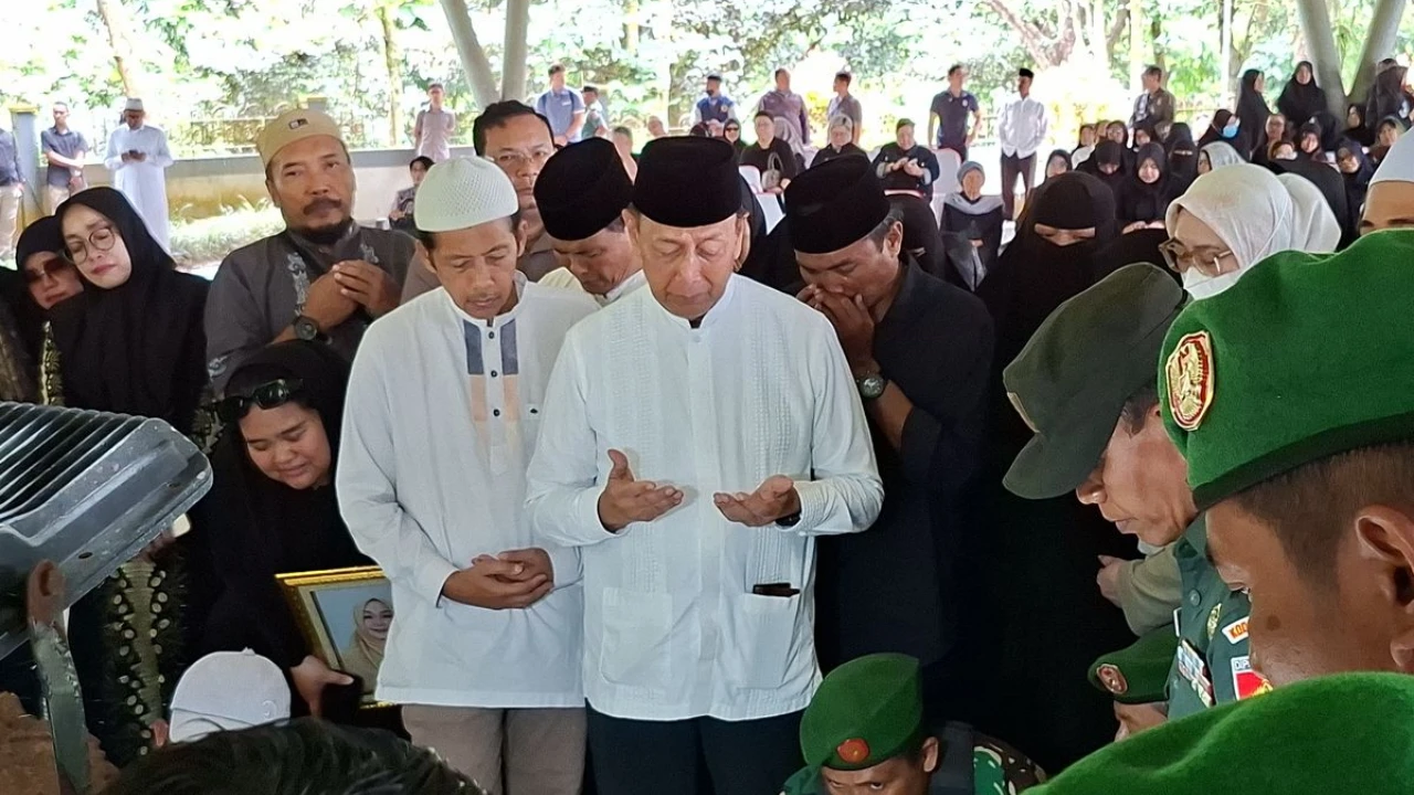 Istri Wiranto Rugaiya Usman Meninggal Dunia di Jakarta