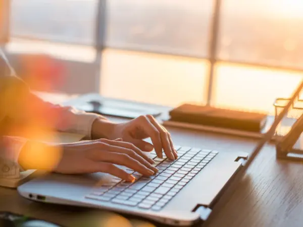 kerja sampingan mahasiswa online​