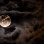 Fenomena Supermoon Langka Muncul di Langit Indonesia Malam Ini