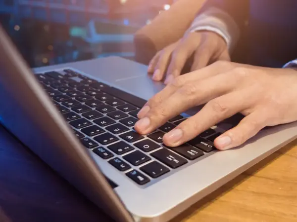 10 Cara Menggabungkan File PDF Jadi Satu di HP dan Laptop